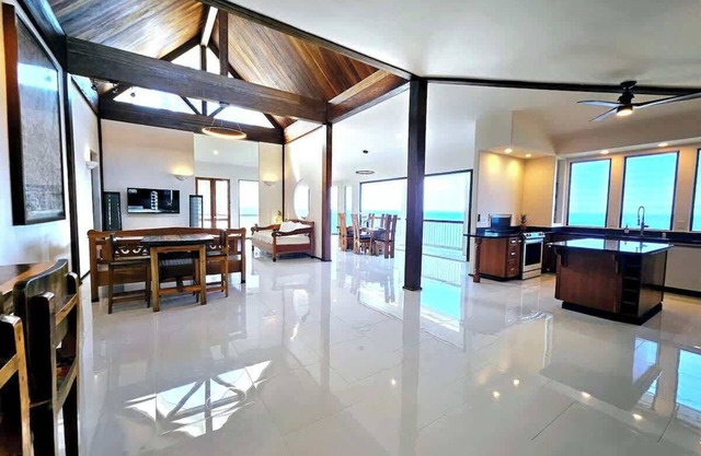 Breathtaking Oceanfront Home on Lava Rock Beach.