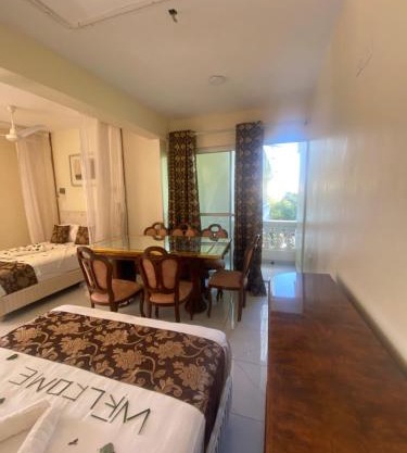 Breezebay beach road hotel Diani