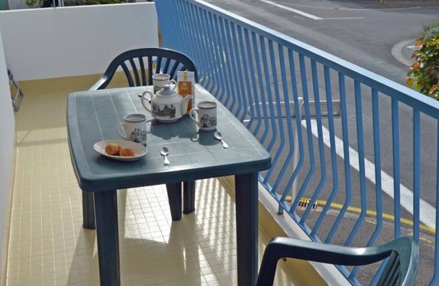 Bright 2-Bed Apartment near Beach with Balcony & Parking in Notre-Dame-de-Monts