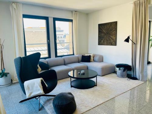 Bright 2BR Penthouse 200m2 with Terrace Gym and Parking