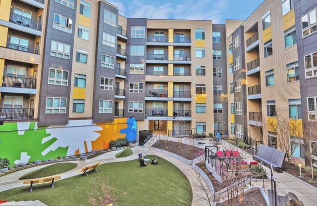 Bright and Spacious 1BR Fairfax Free Parking