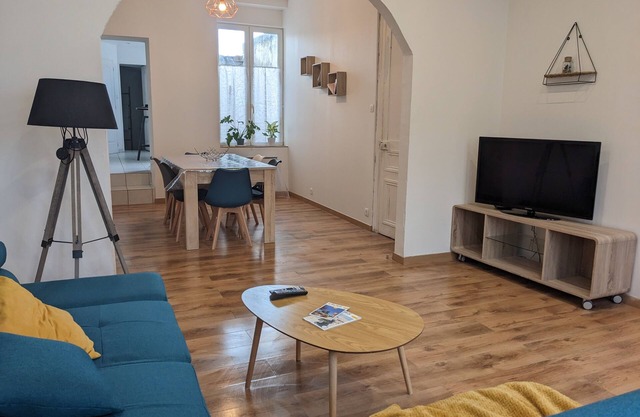 Bright and spacious 2* townhouse 3 bedrooms