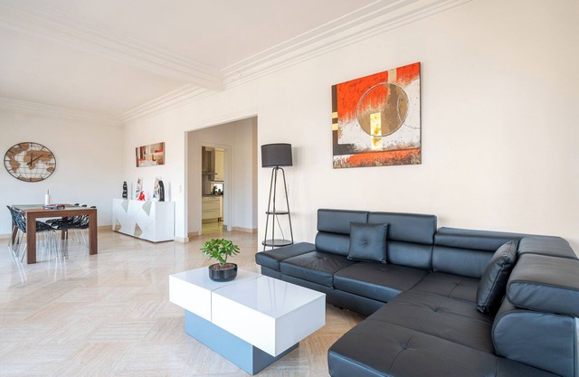 Bright and spacious family nest in Perpignan