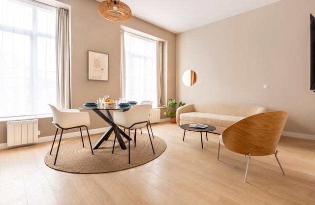 Bright and spacious one bedroom apartment