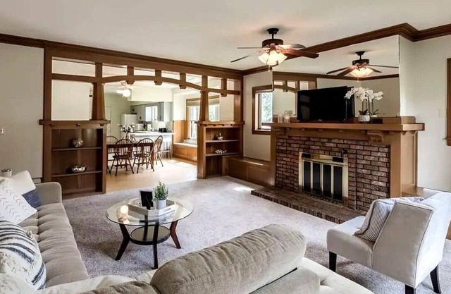 Bright and Spacious Historic Kingman Blvd 3Bdr #1