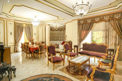 Bright And Vintage 3 BR Suite-New Cairo