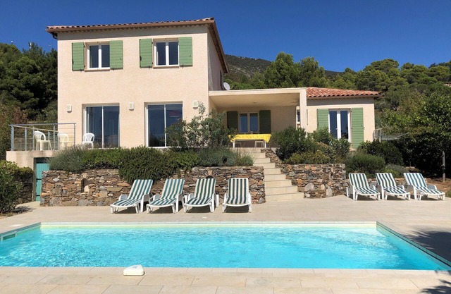Bright, comfortable villa