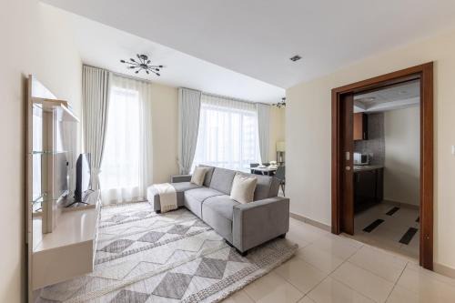 Bright & Cozy Apartment in Heart of Dubai Marina