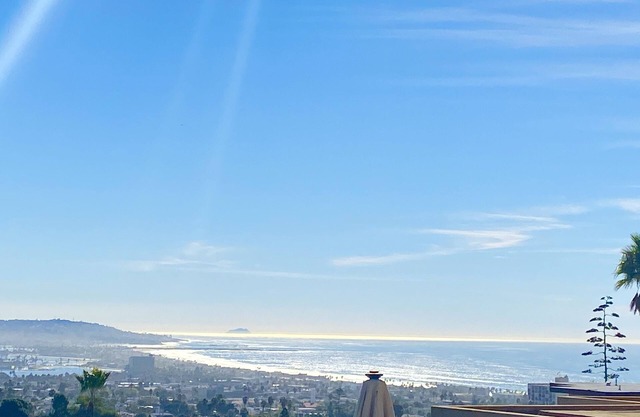 Bright Grand Ocean Views Oasis