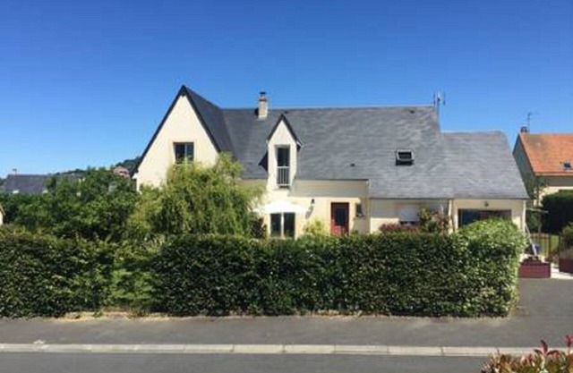 Bright house with garden, 10 minutes from DEAUVILLE, 800 m from the beach