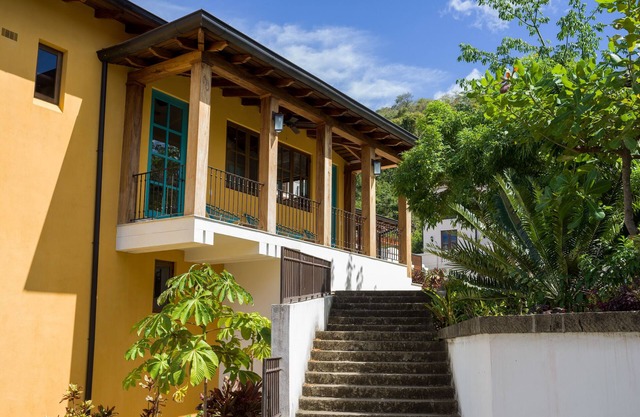 Bright & Spacious, Private Pool, Short Walk to the Beach at Las Catalinas