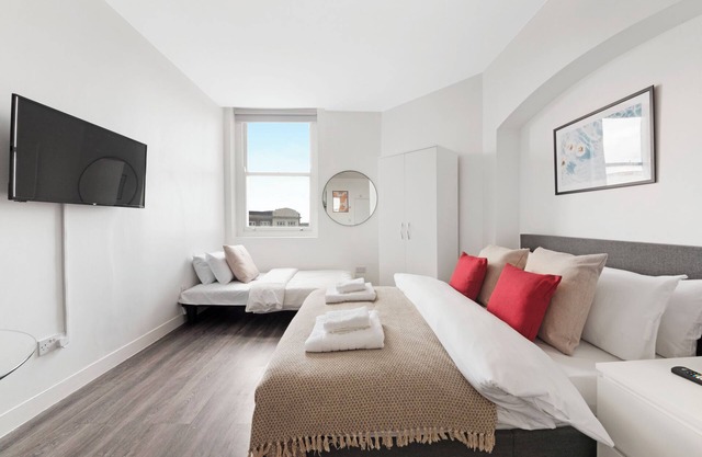 Bright Studio Close to Archway Tube
