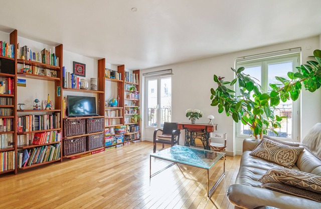 Bright two-bedroom in the heart of Saint-Mandé - Welkeys
