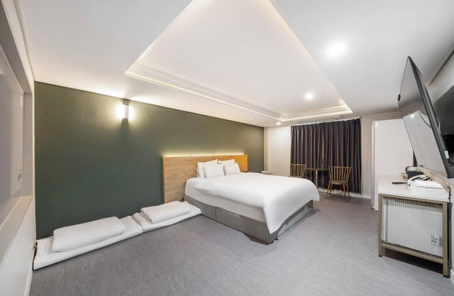BRIGHTEN HOTEL