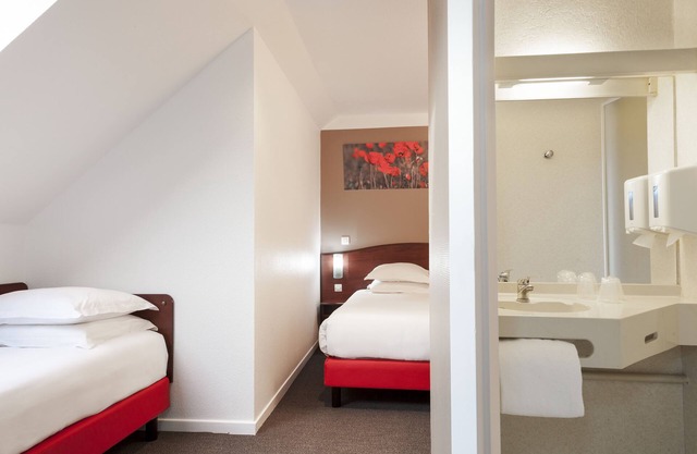 Brit Hotel Essentiel Arras