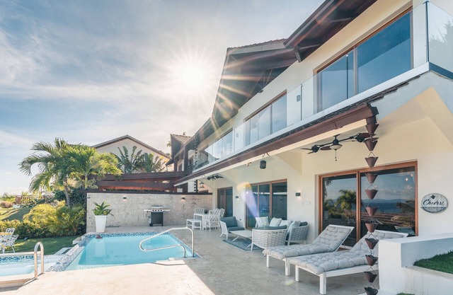 Brkfst included+private pool at Puerto Bahia B4