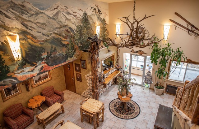 Browns Canyon Inn