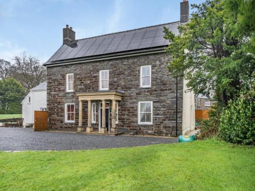 Brynog Mansion Apartment