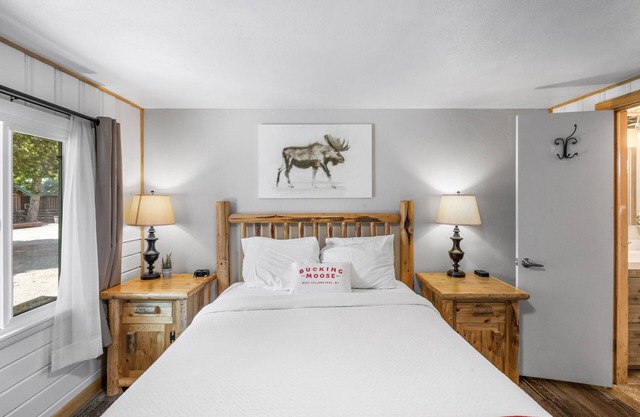 Bucking Moose Gopher Room (#6)