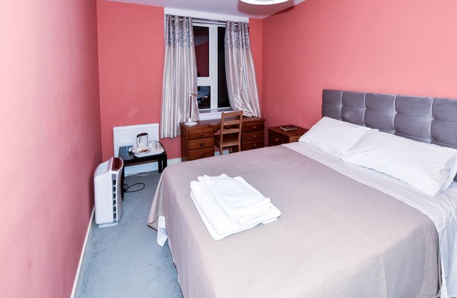 Budget Room in London's Swiss Cottage