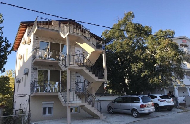 Budva, Jaz, apartmani DIF - Deluxe Double Room with Extra Bed