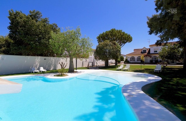 Buganvilla Apartment with Shared Pool