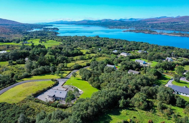 Bun Cill Athat - secluded mountainside location overlooking Kenmare Bay & Area