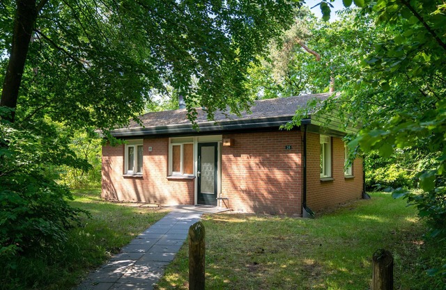 Bungalow in Putten near Veluwe Forest