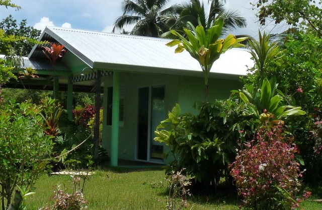 Bungalow-Studio beachfront "La Frégate"