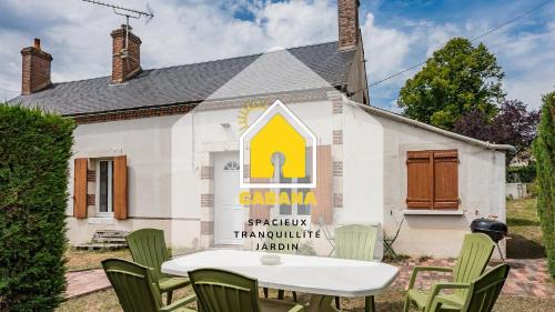 CABANA & LES PORTES DE LA FORÊT D' ORLÉANS