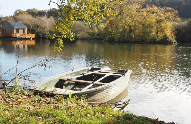 Cabanes flottantes et gîtes au fil de l'eau