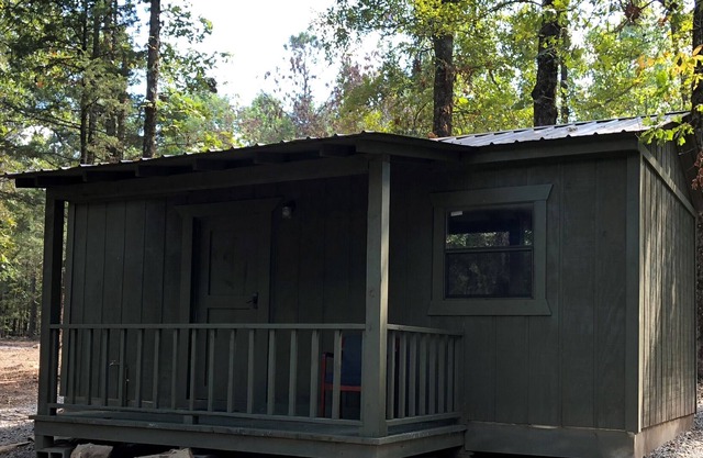 Cabin 1: The honeymoon cabin