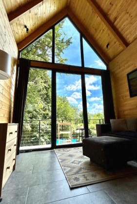 Cabin 16