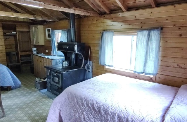 Cabin 8 at Sportsman’s Lodge