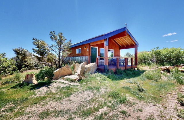 Cabin in South East Moab Area with Beautiful Views