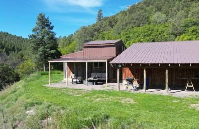 Cabin on 55 Acre Ranch Near Royal Gorge W/Gym