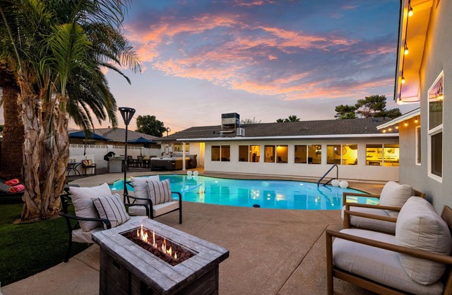Cactus Oasis Vacation Rental | 5-BR House great for Bridal & Corp events, Scottsdale | Casita Heated Spa & Pool Sun & Game Room
