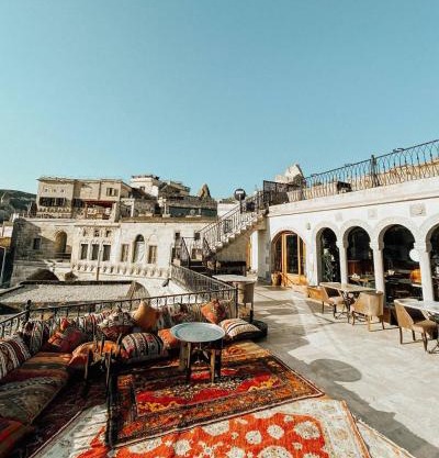 Caftan Cave Suites