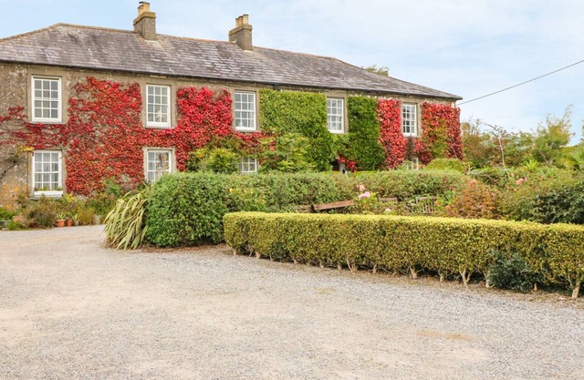 CAIRBRE HOUSE, family friendly in Dungarvan, County Waterford