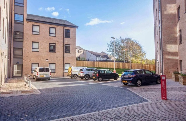 Caledon Court