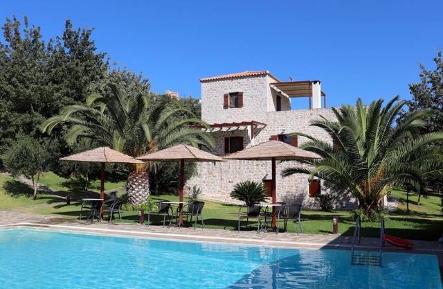 Calm located holiday house with pool, wifi, max. 8 Pers., Lakonia, Peloponnese