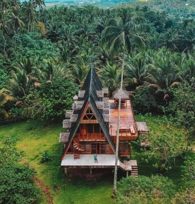Camiguin Volcano Houses - A-Frame house