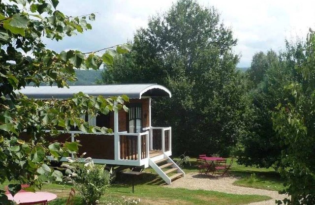 Camping 2 étoiles - Piscine - eecebd