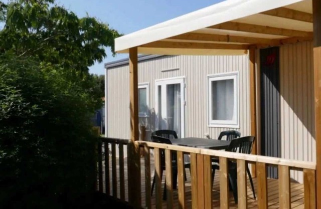 Camping 4 étoiles - Piscine - eeebhc