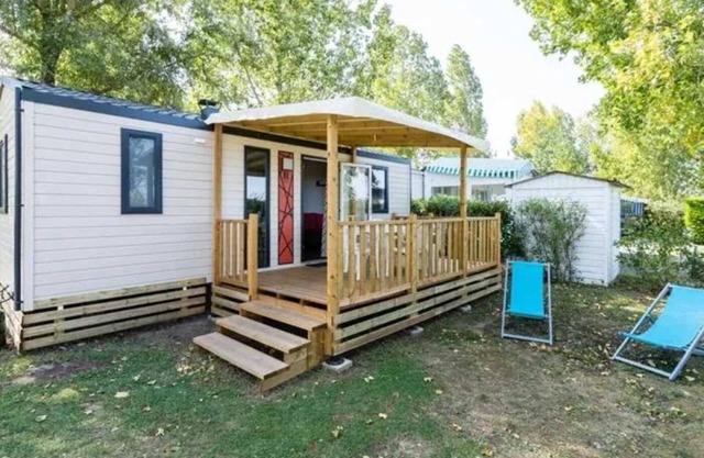 Camping 4 étoiles - Piscine - efceid