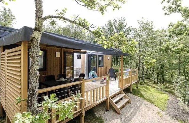 Camping 4 étoiles - Parc aquatique - efdbdg