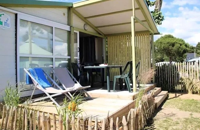 Camping Domaine de Pont Mahé* - Chalet Némo 3 Rooms 2/4 Persons