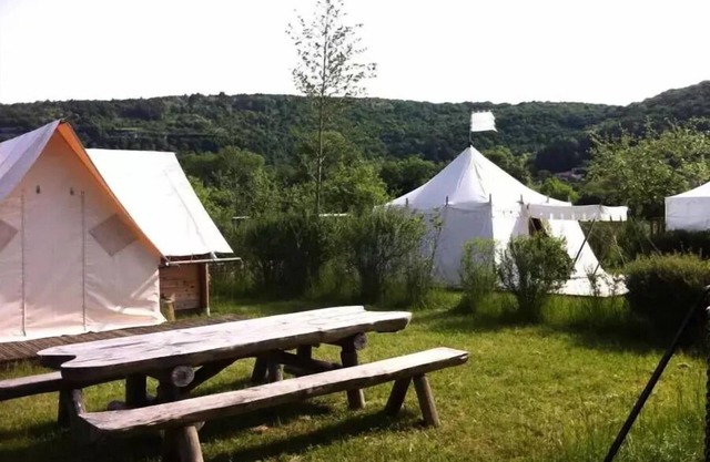 Camping Ecologique la Roche d'Ully* - Canadian Lodge 2 Rooms 2 People PRM Without Sanitary
