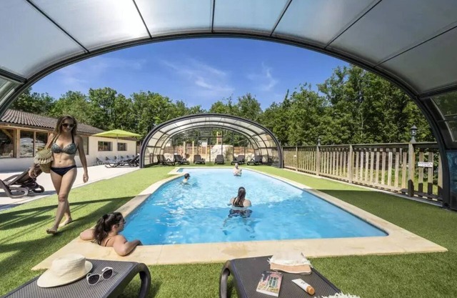 Camping Romanée Le Lou Castel* - EXCLUSIVE mobile home - 3 bedrooms - 2 bathrooms for 6 people