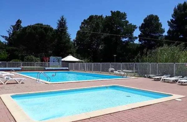 Camping 3 étoiles - Piscine - eeebbg